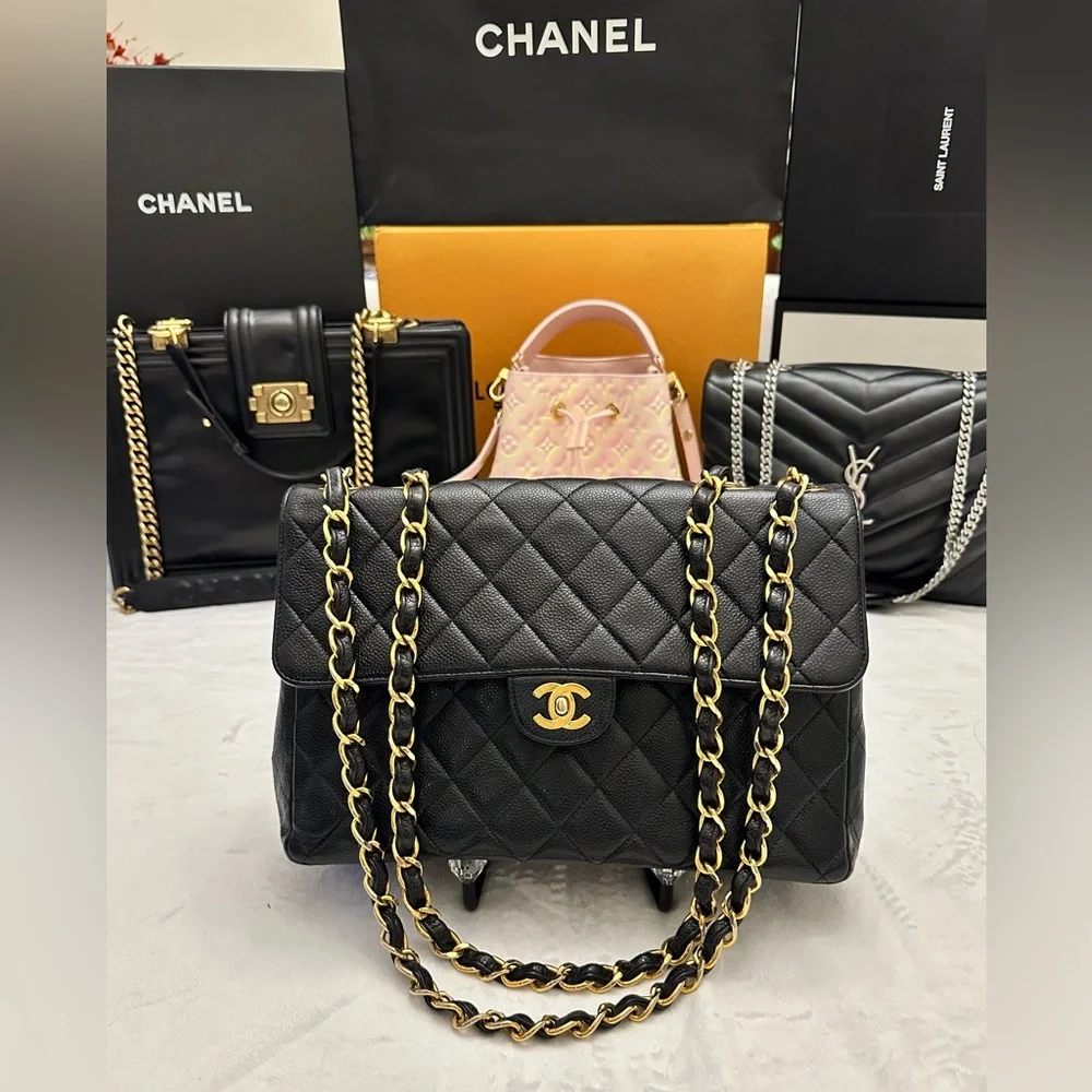 CHANEL Jumbo Classic Single Flap Caviar Leather Handbag Black/Gold Hardware - Picture 8 of 12